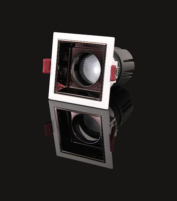 qualidade  300 Luminous Flux Square LED Interior Spotlights For Supermarkets / Restaurants fábrica